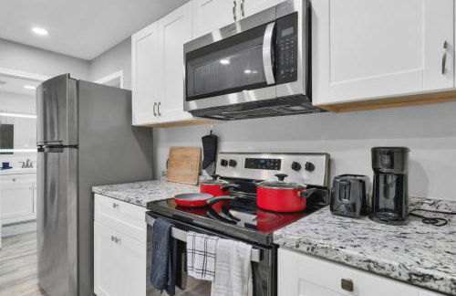 Bright 1BR Condo close to Food and Entertainment - Foto 14
