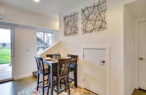 Chic and Modern Snohomish Hideaway on a Working Farm - Foto 18