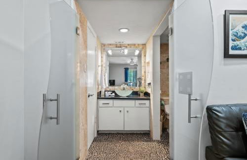 Spacious Preston Hollow Condo - Foto 20