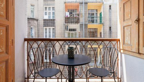 Spacious Retro Apartment in the Center of Cracow by Noclegi Renters - Foto 3