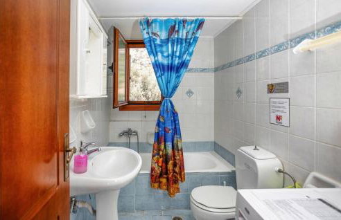 5 Bedroom Lovely Home In Agios Vasilios - Foto 32