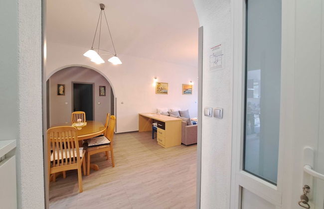 Spacious Urban Retreat Apartment With Terrace - Foto 29