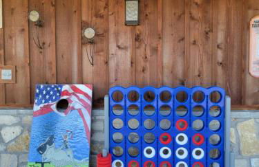 Private Retreat with Pond, Pool and Hot Tub - Photo 15