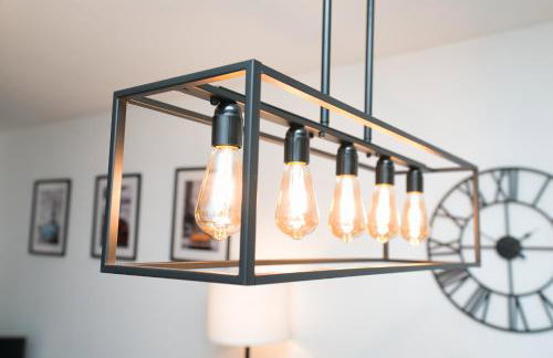 Milton Keynes new 5-Bedrooms 14guests Contractor family holiday Free Parking - Foto 46