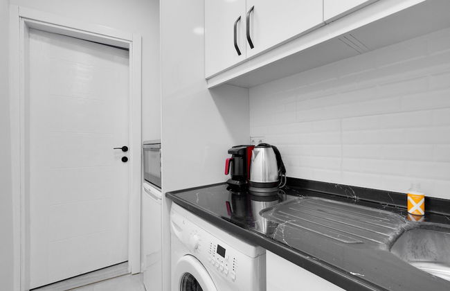 Cozy Flat 10 min to Marmaray and Uskudar Coast - Foto 12