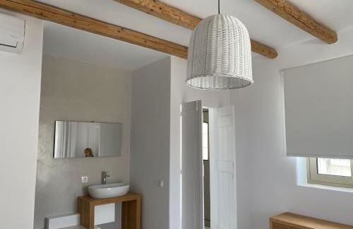 LAINI LUXURY SUITES - Photo 58