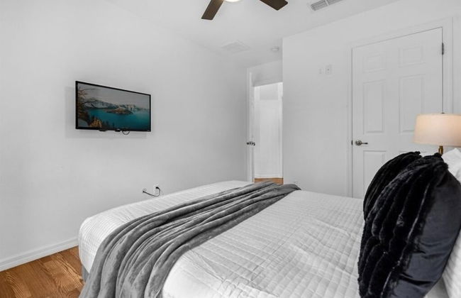 3 Bed/2.5 Bath Perfect Family Home Bunk Beds 3 Bedroom Townhouse by RedAwning - Foto 6