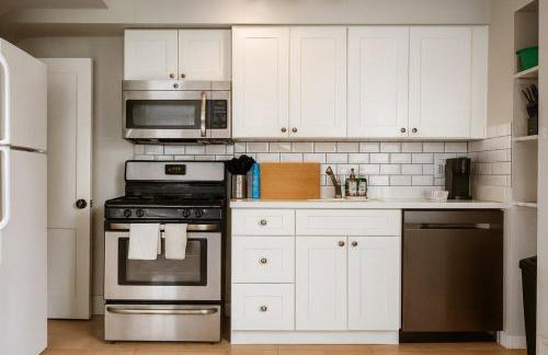 Contemporary City Getaway Luxe Comfort - Foto 20