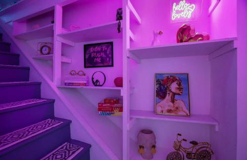 Spacious Broadway Home Downtown Western Modern Charm with parking - Photo 23