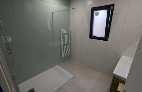 New 3 bedroom villa with Spa - Foto 8