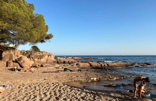 Appartement Coté jardin - Wifi - Foto 12