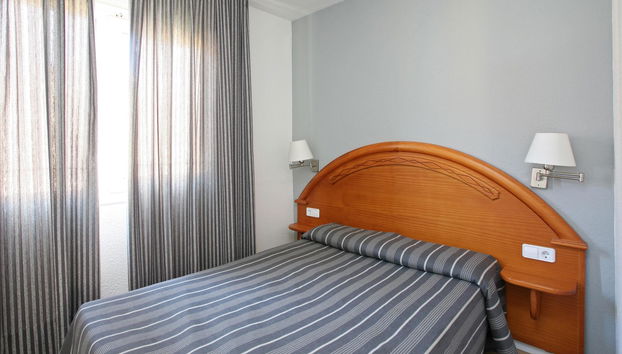 Apartamentos Turisticos Jardines del Plaza - Foto 5