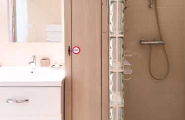 Exclusive Authentic Riviera Villa - Private Pool, Pétanque Court, Panoramic Mediterranean Sea & Estérel Mountain Views - Foto 35