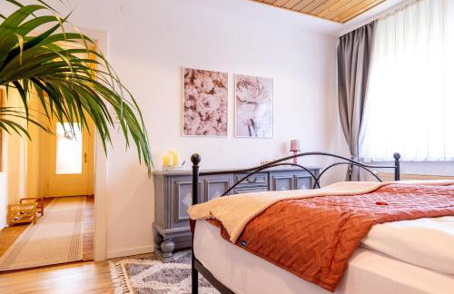 Großes Ferienhaus mit Garten für Familie & Gruppen bis 13 Personen - Foto 28