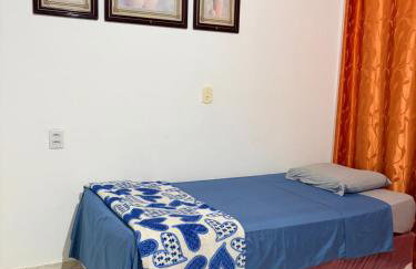 Casa de Veraneio 3 quartos com Ar e mais de 20 camas para grupos e Próximo ao Paraguai - Foto 3