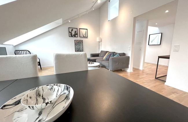 Elegant Apartment in the Heart of the City - Photo 8