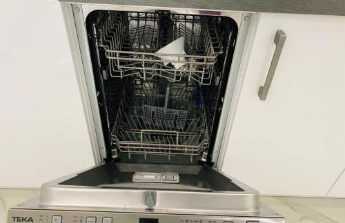 Apartments with tropical garden and sea water pool - Foto 28