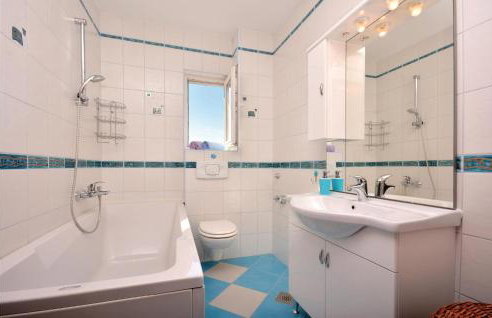Two-Bedroom Apartment With Sea View In Split - Foto 22