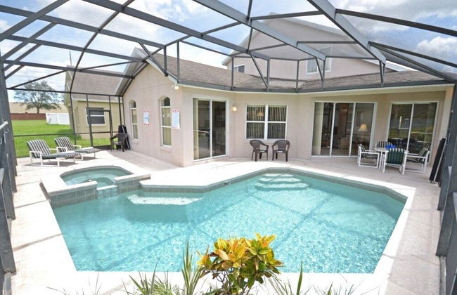 Corvina Villa 5 Bedroom Home by RedAwning - Photo 19