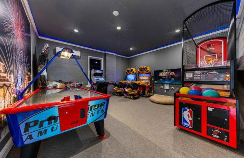 Happiest Home on Earth - Custom Pirate & Nature Bunks 8 King Suites Theater & Pool - Foto 6