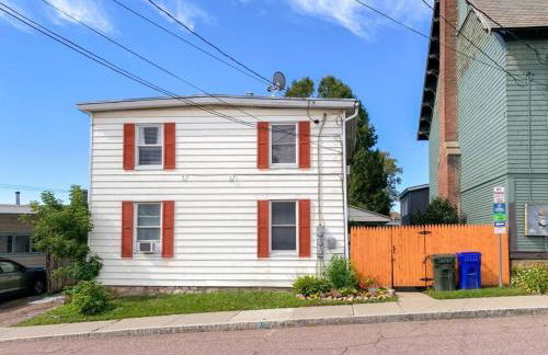 Bohemian Bungalow with Hot Tub - Foto 29