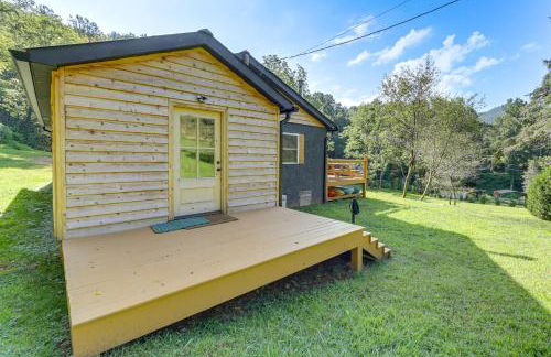 Remote Home with Deck and Grill in Scenic Tuckasegee! - Foto 26