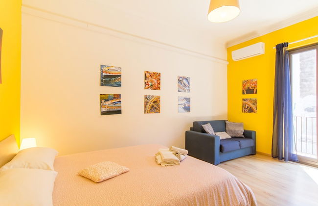 Folklore House in Historical Catania - Photo 12