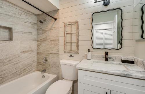 Modern Coastal Escape 1 Mi to Anclote River Park - Foto 17