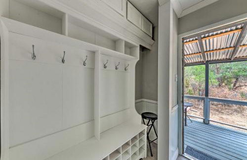 Mtn Escape with Deck and Views - Near Race Track! - Foto 28