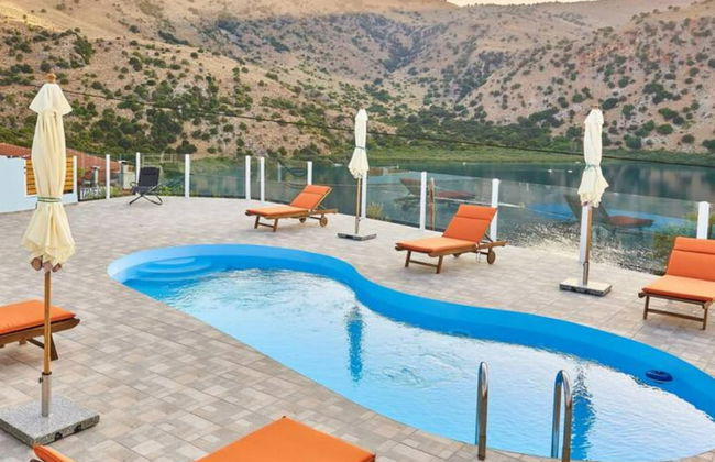 Stunning Lake Kournas Retreat 2 New Private Pool - Foto 6