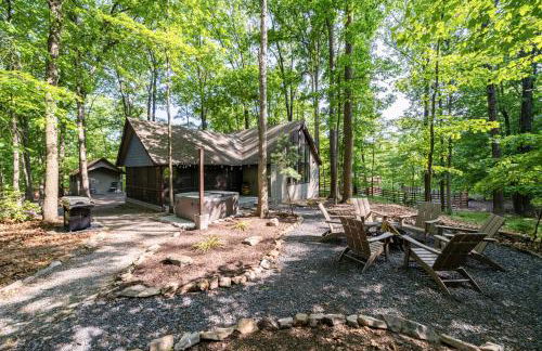 Modern Cabin w/Hot Tub & Fire Pit! - Foto 29