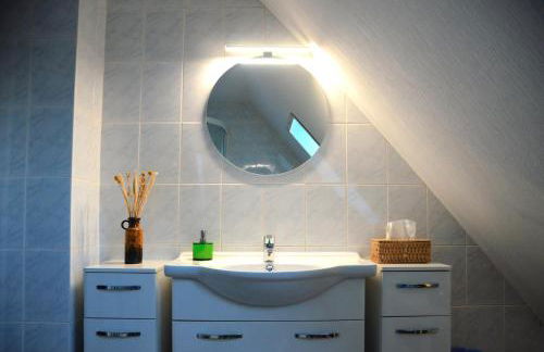 Ferienhaus zum Glück, mit Pool und Kamin - Foto 12