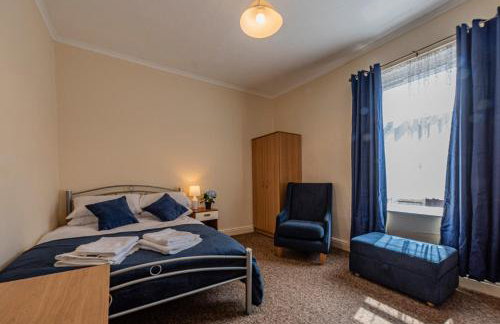 Harbour place in Newcastle under Lyme with Parking, perfect for Contractors or Alton Towers - Foto 41