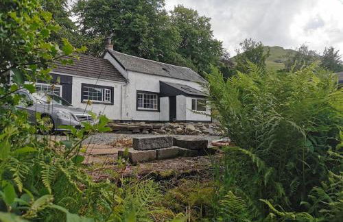 Arrochar Fern Cottage with Wood Burner & Loch View - Foto 1