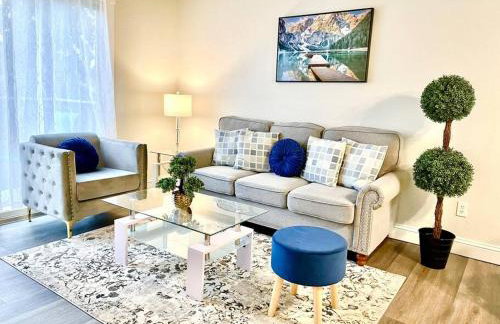 Casa Bella Homes - Top floor 2-BR 1 Bath Condo, Centrally located - Foto 1