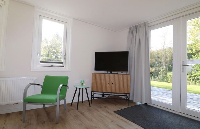 Chalet in Friesland Near Large Lakes - Foto 11