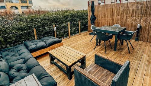 BEACH HOUSE 100M PLAGE, SUR LE PORT. - Foto 1, Garden view