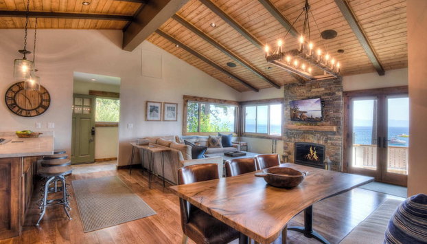 Waters Edge Jewel with Lake Views - HOA Access - Foto 2, Imagen principal