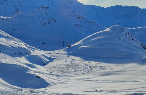 Arcs 1950 Appartement Luxe type chalet 5 à 7 personnes Vue imprenable sur le Montblanc skis aux pieds - Photo 49
