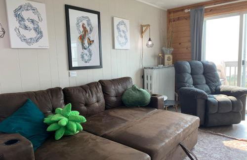 Whole House with Lake and Lift Bridge Overlook for 10 Guests - Foto 36