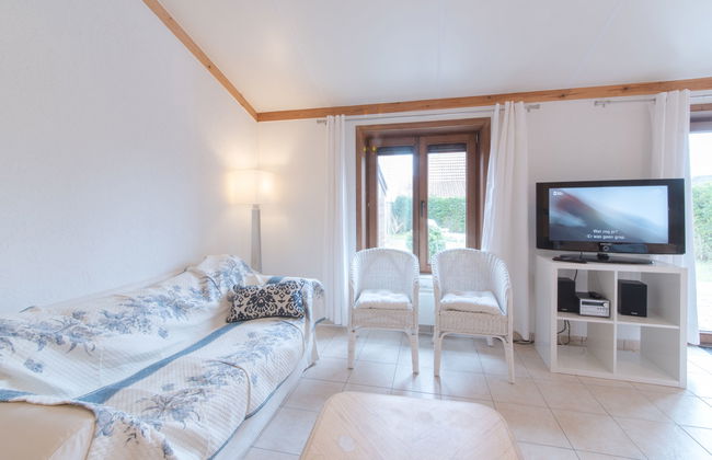 Enjoy with parking - Photo 8