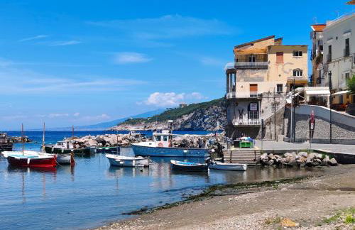 Panoramic Sea-View Apartments with Terrace, Marina della Lobra - Foto 38