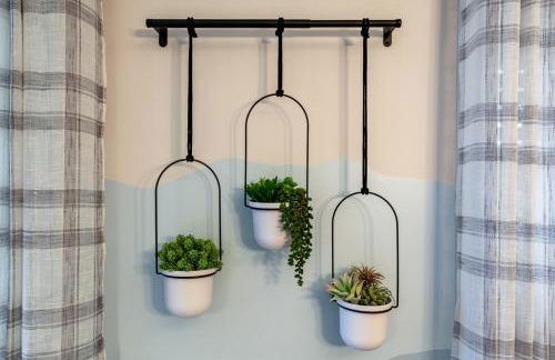 Blue Valley Inn - Hot Tub & Spacious Play Area! - Foto 28