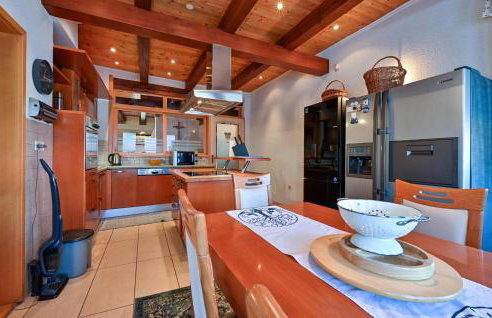 Cozy Home In Cakovec With Sauna - Foto 5