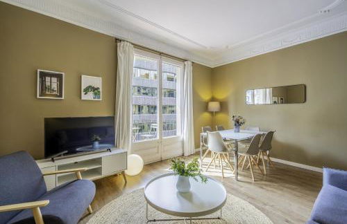 Ola Living Diagonal II Apartments - Photo 4