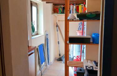 INCANTEVOLE CASA TOSCANA con travi in legno, ampia terrazza e vista sulle colline - Foto 44