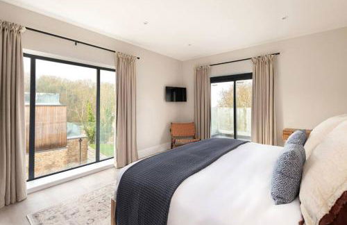 Brockview House - Eco 4 bed - Photo 15