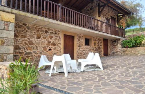 Charmant gîte avec terrasse et animaux acceptés à Belmont-de-la-Loire - FR-1-496-305 - Foto 30