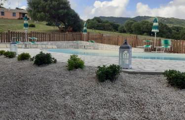 agriturismo gli olivastri -appartamento bel vedere con piscina ,solarium e vista mare,climatizzatore ,wifi - Photo 4