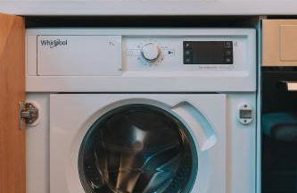 Bright & Contemporary Home with Balcony in Vibrant Piraeus - Foto 39